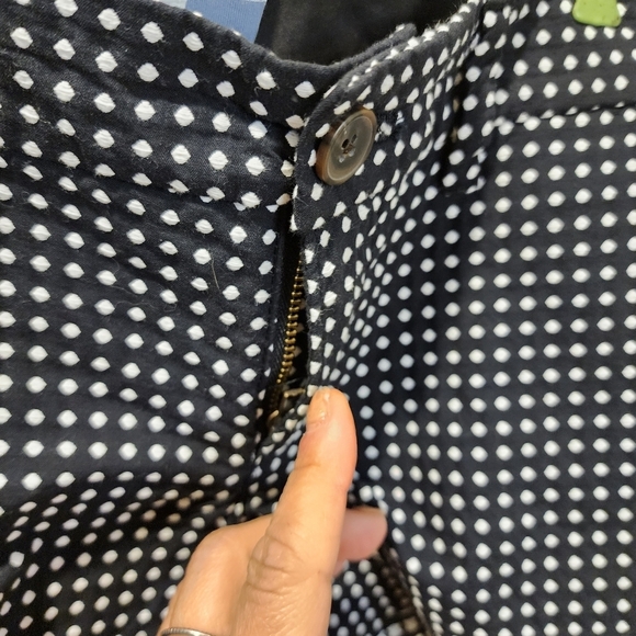 Old Navy black and white  polka Dot Cotton Blend  chino shorts size 0 - Picture 4 of 9